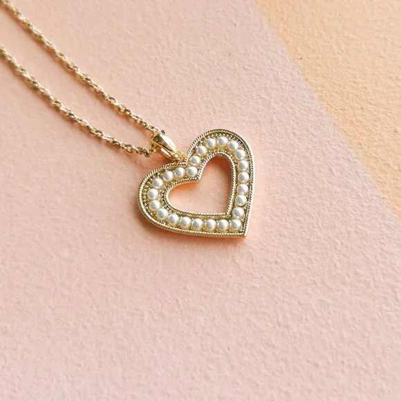 Alicia Bonnie - Charlotte White Pearl Gold Pendant Necklace - NEW - Picture 2 of 4